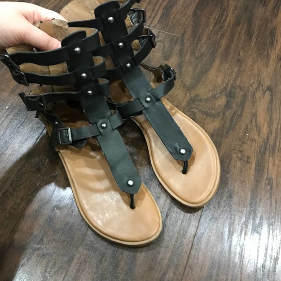 Aldo Shoes - Aldo size 8 black leather gladiator strappy sandals ankle length with studs